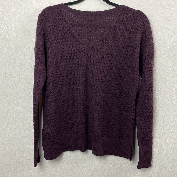 American eagle plum loose knit sweater size S - Picture 2 of 5